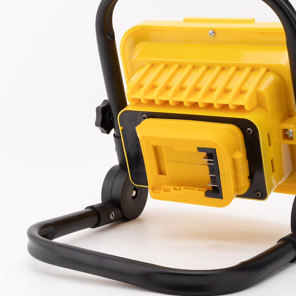 Outdoor Lighting Milwaukee - Светодиодный рабочий фонарь для Makita/Milwaukee/Dewalt, 18