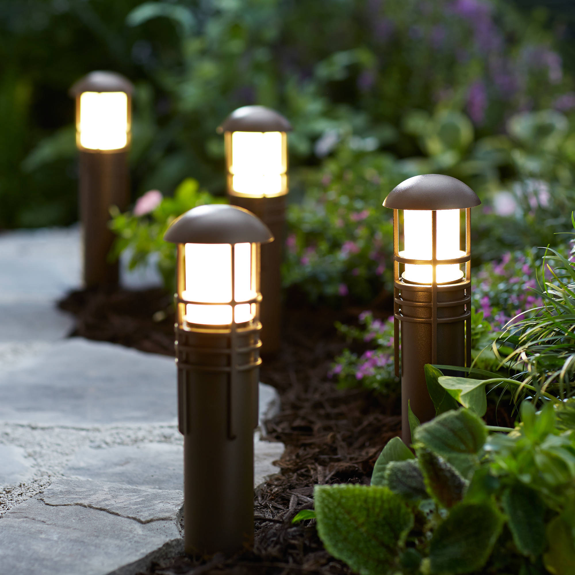 Светодиодные ландшафтные свети – обзор и цена Outdoor Lighting Low Voltage