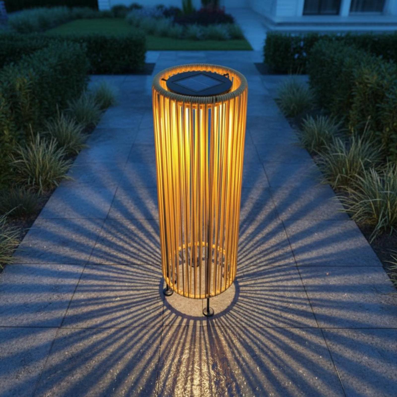 Солнечный садовый фонарь из пл – обзор и цена Halo Outdoor Lighting