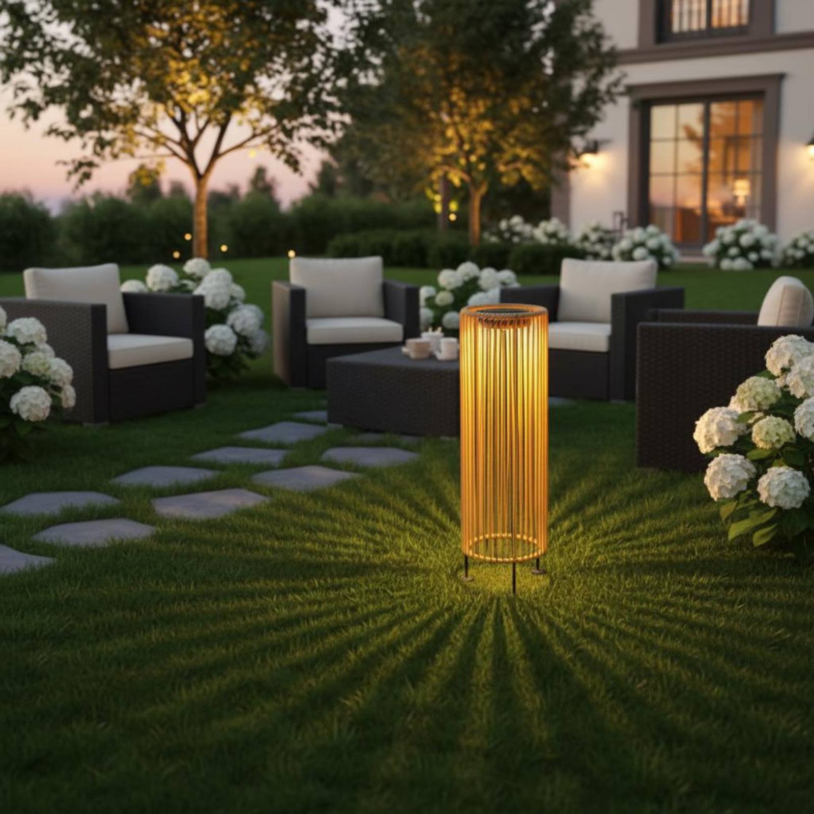 Солнечный садовый фонарь из пл – обзор и цена Halo Outdoor Lighting